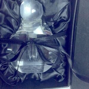 SET OF 2 MARILYN MIGLIN PERFUME BOTTLES  -One-Square Base - One Ball On Top NWT